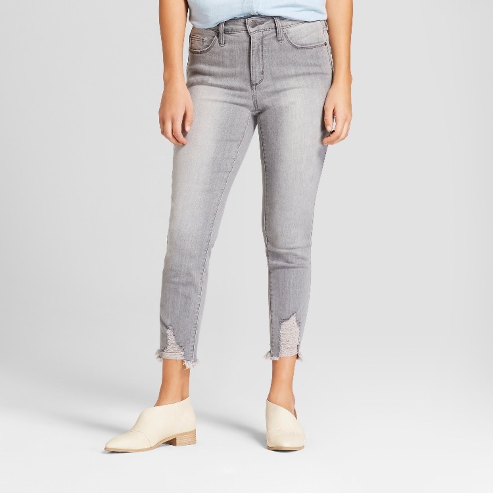 Universal Thread Grey Wash Ankle Distressed Jeans
